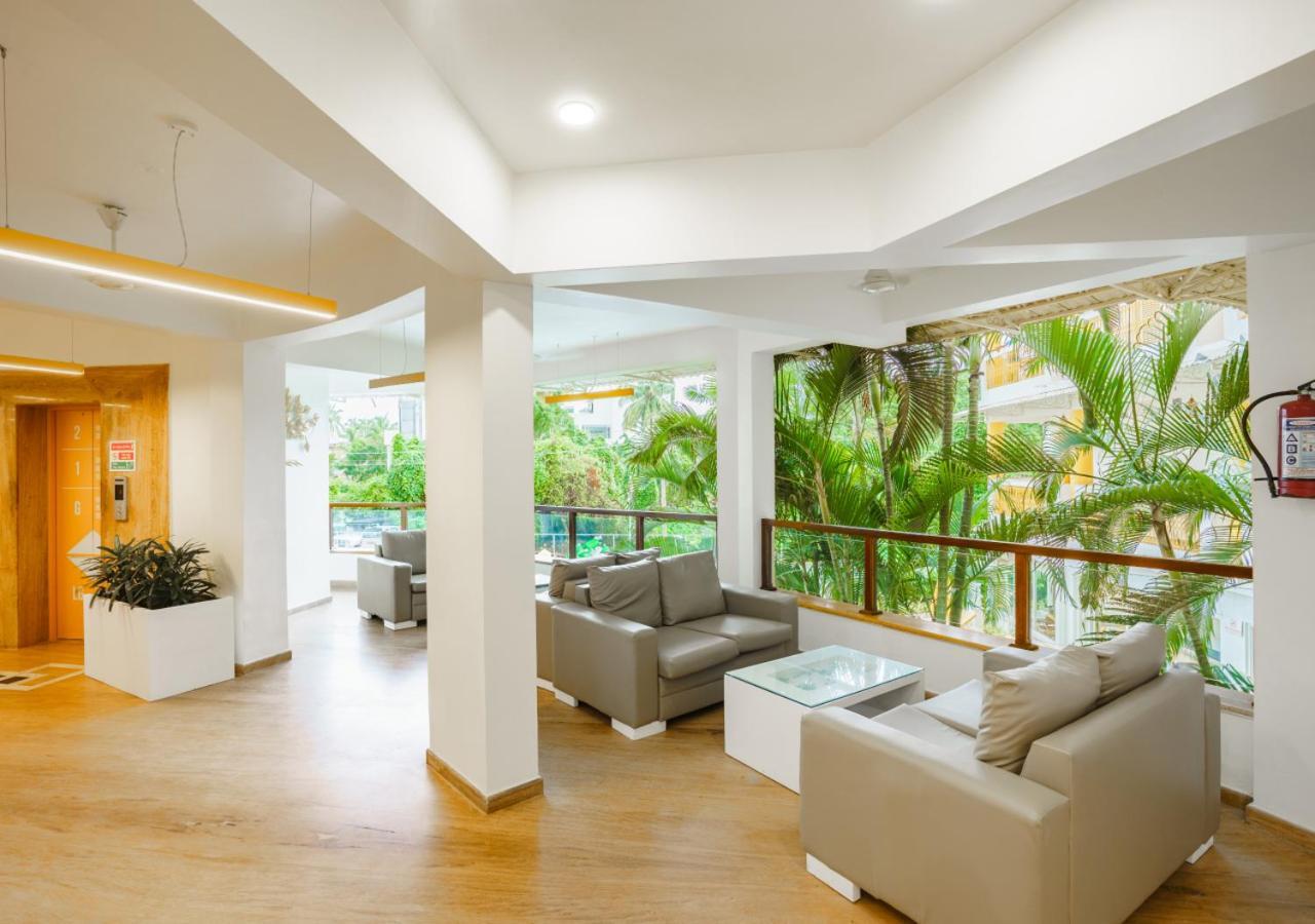 Bloom Boutique Baga Hotel Bagian luar foto